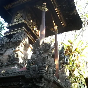 Проживание в семье Tutick House, Убуд